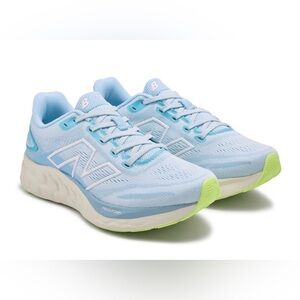 NEW Woman’s New Balance Running Shoes 9.5